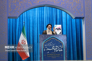 احمد خاتمی: حضور در مرقد امام و بیعت با ایشان را دست کم نگیرید/ غنی سازی می کنیم، دشمنان هم هیچ غلطی نمی‌توانند بکنند/ امام دنبال مبارزه مسلحانه نبود