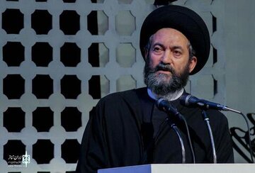 امام جمعه اردبیل: حاکم یک کشور عربی دستور داد دخترها با با موی سر از ترامپ استقبال کنند/ موهای ناموس ما باید به ما پیام غیرت بدهد نه ترک غیرت!