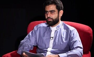 حمله تند یک امام جمعه به نماینده حامی جلیلی/ یک مجری تلویزیونی با پشتوانه رای اندک، تریبون مجلس را نردبان کرده است