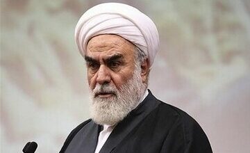 رئیس دفتر رهبر انقلاب: رأی قاطع مردم به ولایت فقیه نشان داد که این امر مورد پذیرش عمومی قرار گرفت/ التماس رئیس یک کشور بزرگ برای مذاکره بی‌سابقه است