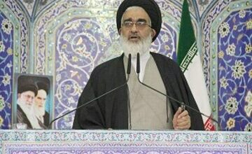 امام جمعه قم: عید قربان طلوع باشکوه غدیر است/ امام جمعه موقت شیراز: لزوم تبیین دستاوردهای نظام برای نسل جوان/نقش اقتدار دفاعی در تثبیت انقلاب