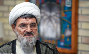 امام درباره سوبسید به میرحسین چه گفت؟/ امام به خلخالی گفت یک نفر بیشتر از موافقت شورا اضافه اعدام کنی بعدی خودت هستی/ نظام را با حرام نمی‌شود حفظ کرد