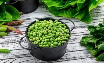 انواع ویتامین C، K، B و فسفر منیزیم در این ماده غذایی