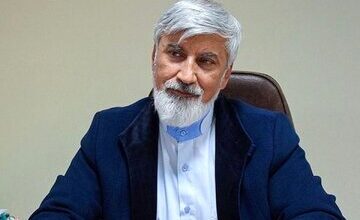 روزی که بازارها بسته شد و مردم کفن پوش به سمت تهران آمدند/ ترقی:  انتشار خبر دستگیری حضرت امام باعث  قیام مردم در 15 خرداد شد