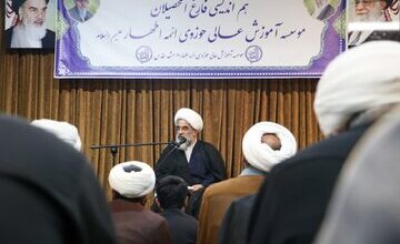 فاضل لنکرانی: حوزه‌ها آن فقهی که امام خمینی(ره) دنبالش بود را مورد توجه قرار ندادند/ خب بگوئید فقه را نمی‌خواهیم یا اصلاً بگوئیم دین را نمی‌خواهیم