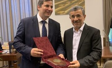 ماجرای اعطای دکترای افتخاری از یک دانشگاه اروپایی به احمدی‌نژاد و نتانیاهو چیست؟+تصویر