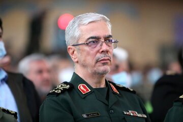 واکنش به حمله رسانه نزدیک به پایداری به رئیس کل نیروهای مسلح/زیر سوال بردن فرماندهی عالی نیروهای مسلح تضعیف انسجام دفاعی کشور است