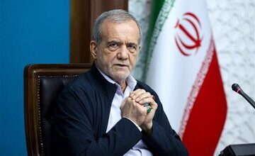 گفتگوی تلفنی پزشکیان با سران کشورهای مسلمان/ روسای جمهور تاجیکستان و قزاقستان خواهان توسعه روابط با ایران شدند