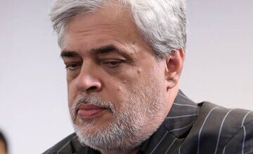 تفسیر محمد مهاجری از سرود درخواستی ای ایران از سوی رهبری/ خاک وطن ارزشش از خیلی چیزها بالاتر است/  شبیه سازان میهن به آغل هر غلطی بکنند مهم نیست